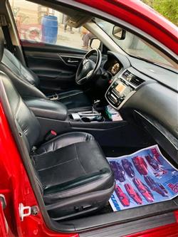 نيسان ألتيما